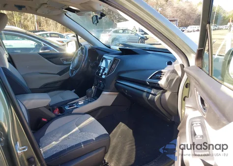 2021 Subaru Forester Premium из США, поврежденный, VIN JF2SKAFC7MH592046